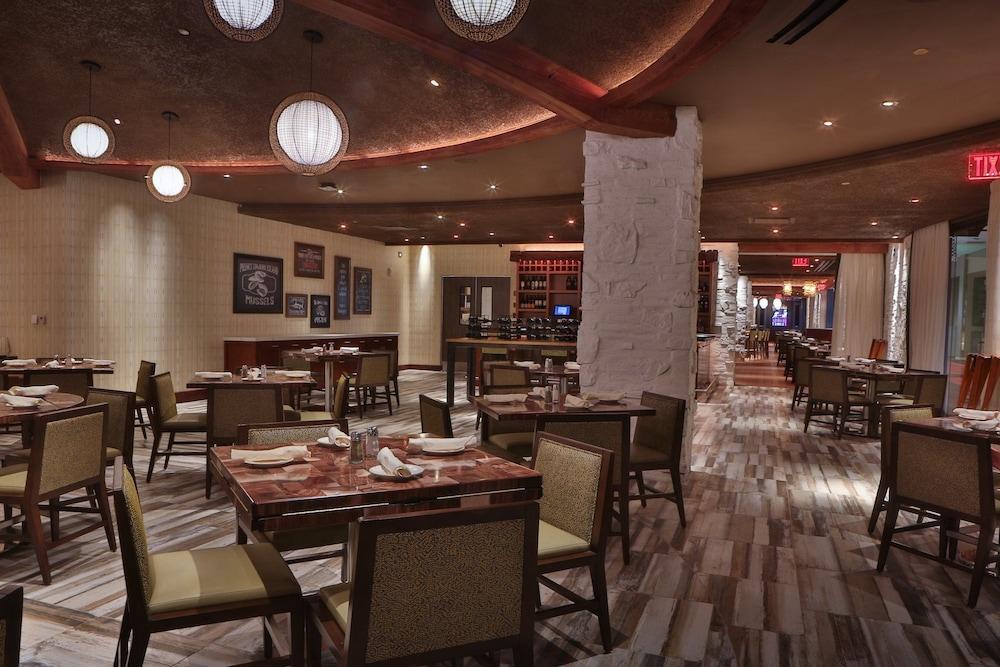 Wind Creek Casino & 4*